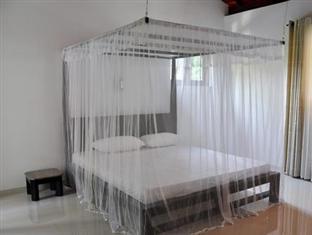 Nimsha Villa Hikkaduwa Esterno foto
